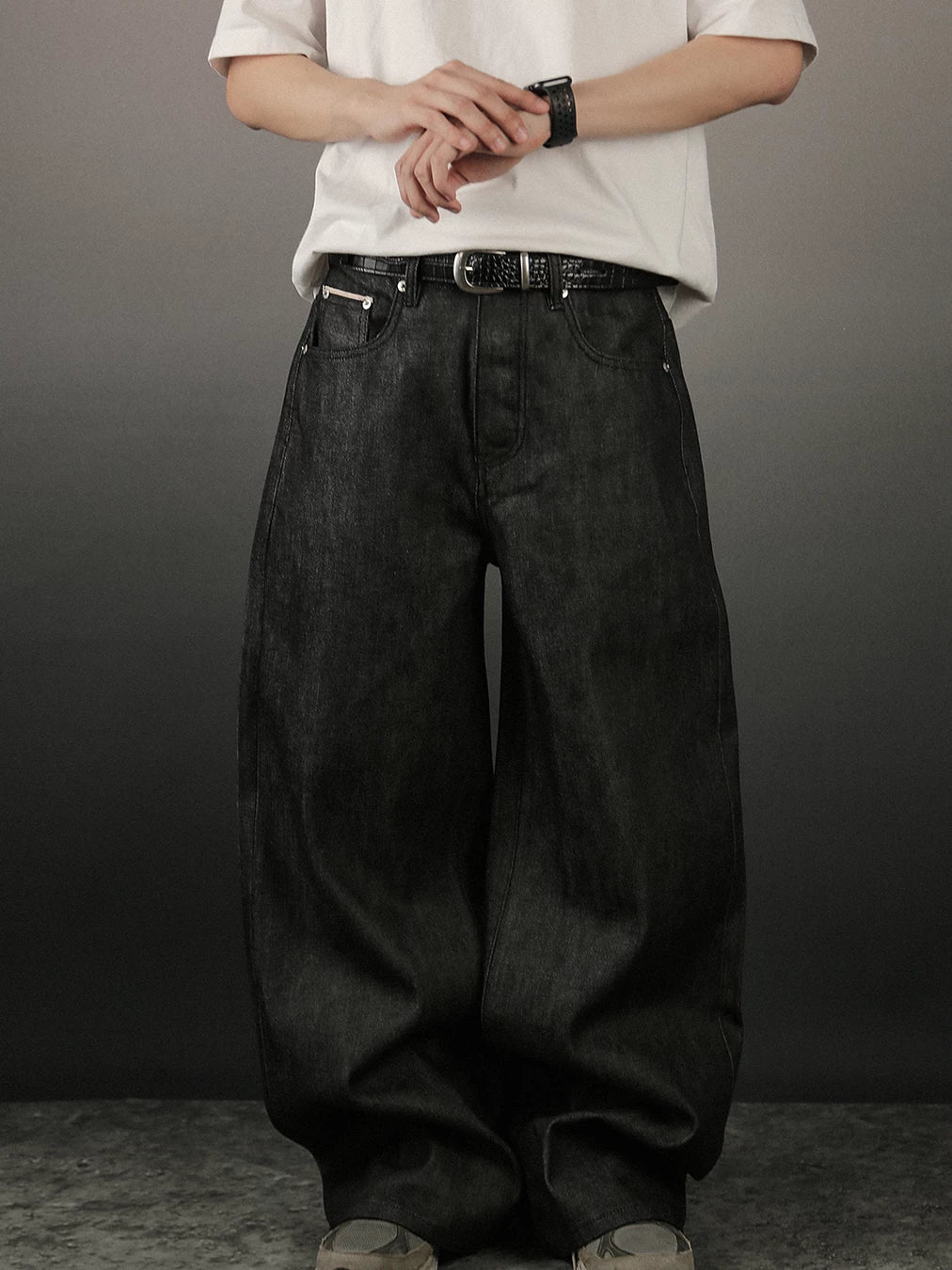 Black Selvedge Wide Jeans