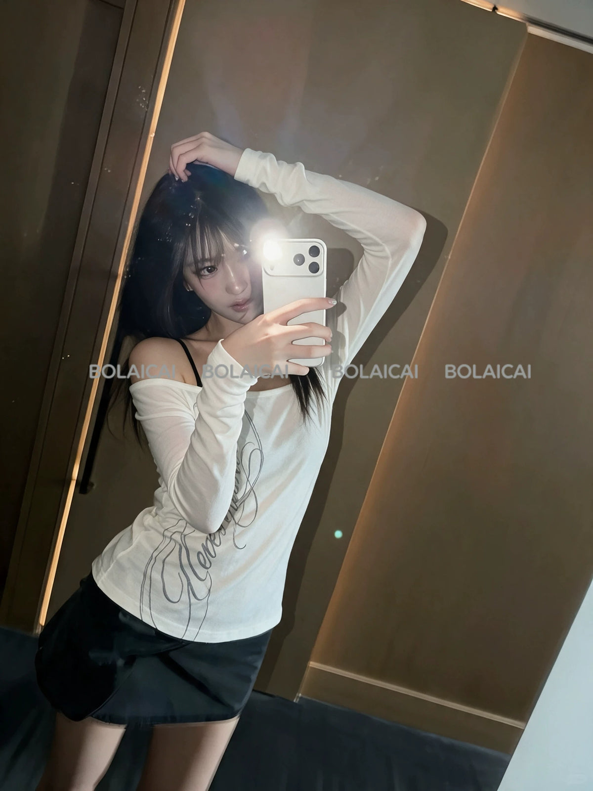 U-Neck Off-Shoulder Long Sleeve