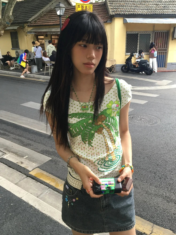 White Trap Graphic Tee