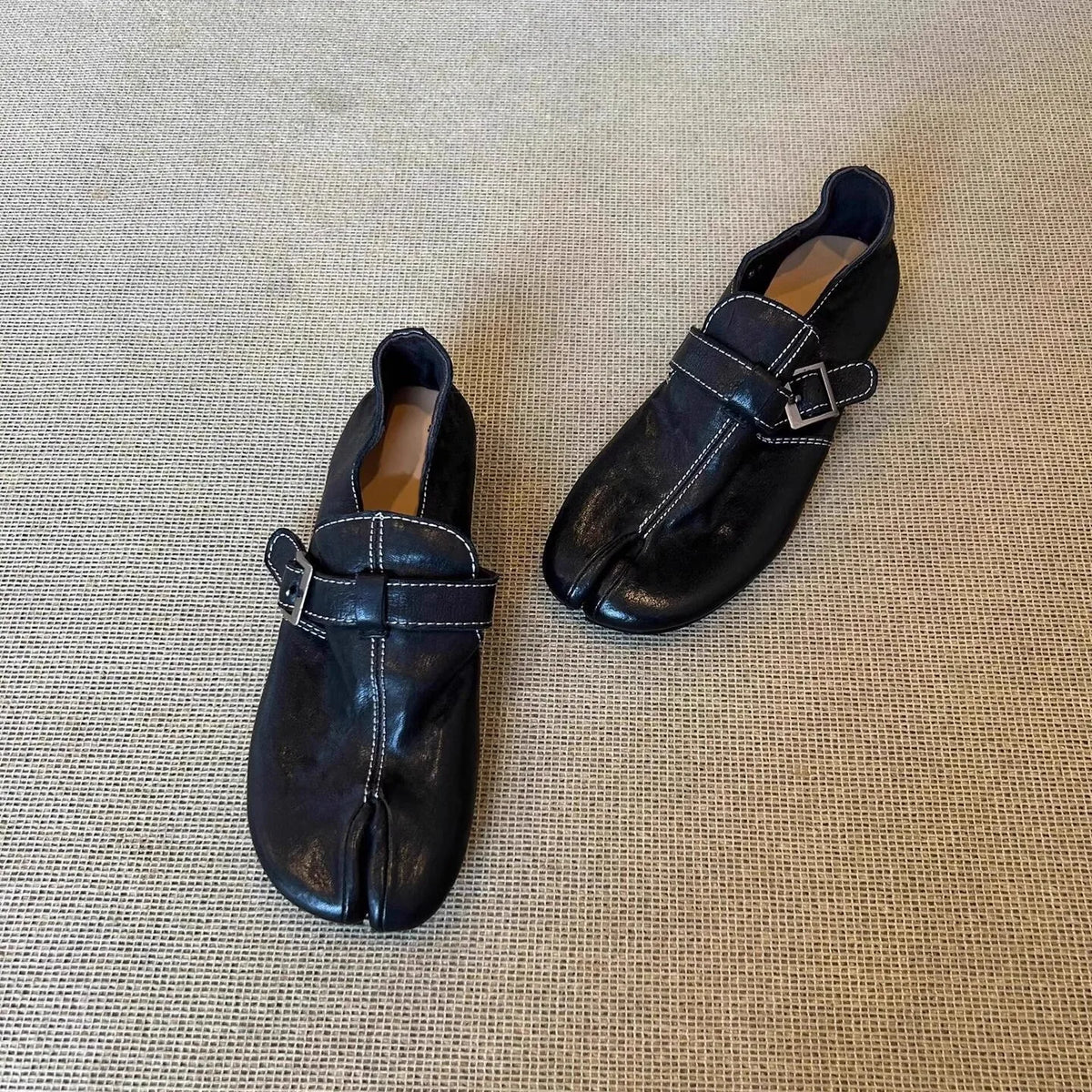 Split-Toe Buckle Leather Flats