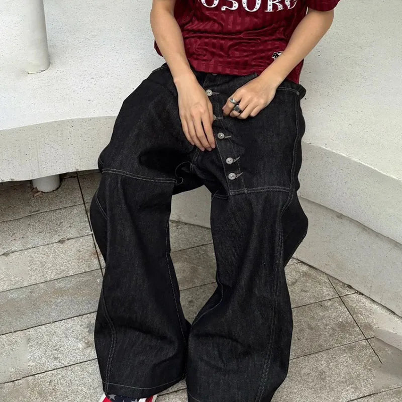 Buckle Button Curved Wide Jeans