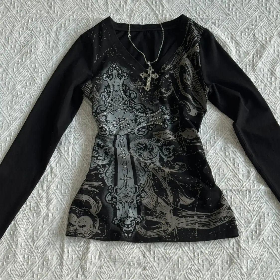 Gothic Print V-Neck Long Sleeve