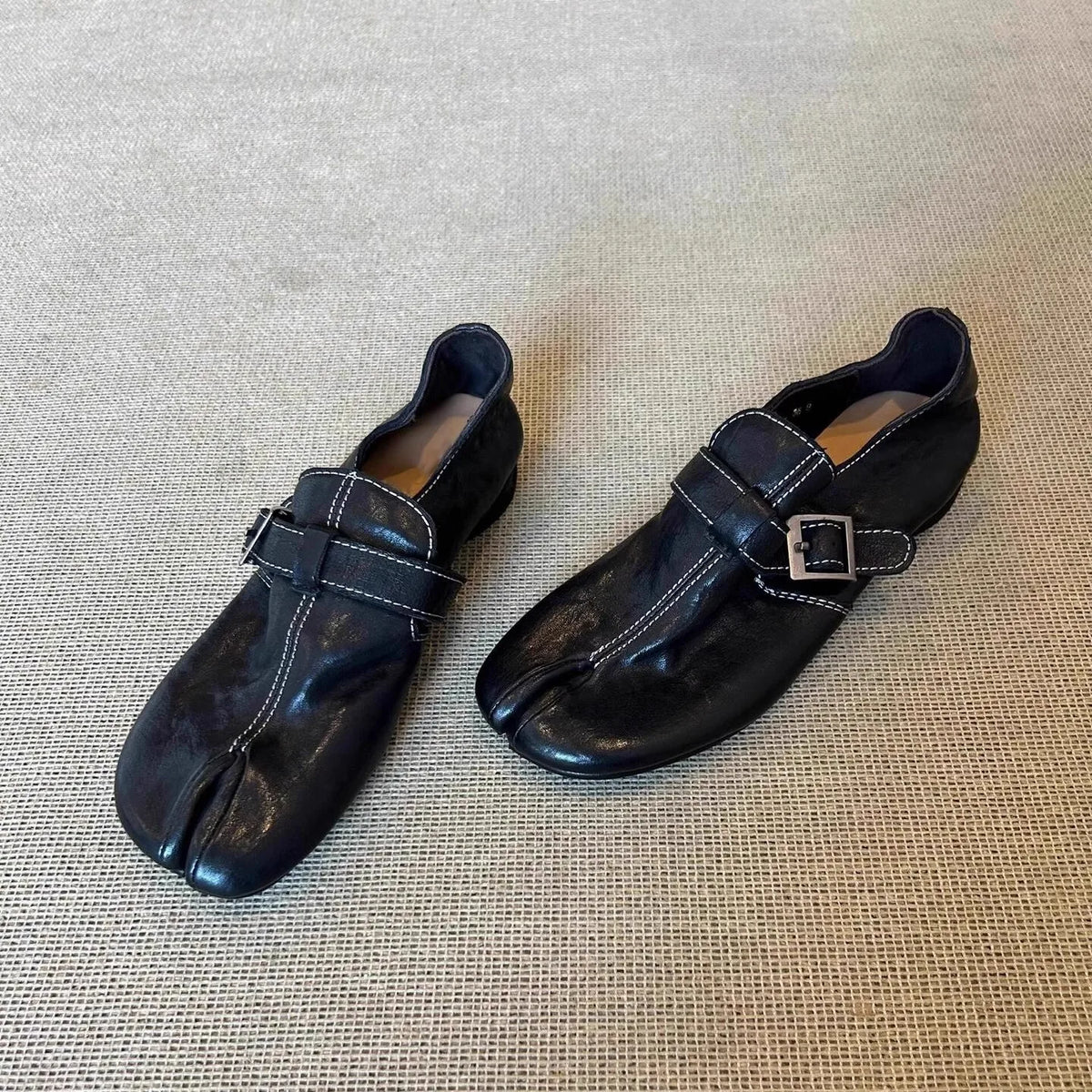 Split-Toe Buckle Leather Flats